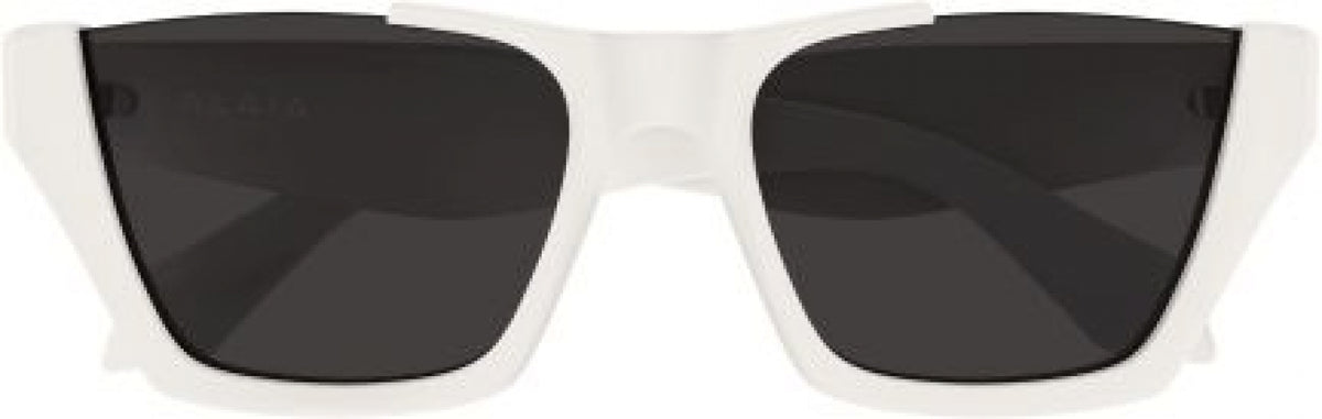 Azzedine Alaïa AA0024S 003 52 - White Studded Sunglasses Buy Azzedine Alaïa sunglasses online - shipped worldwide  main image 3