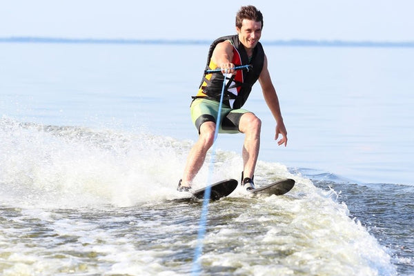 What Are The Best Sunglasses For Water Skiing? Our Top Picks & Recommendations - designeroptics.com