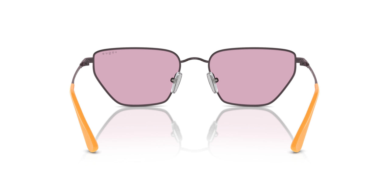 514976 - Violet - Violet