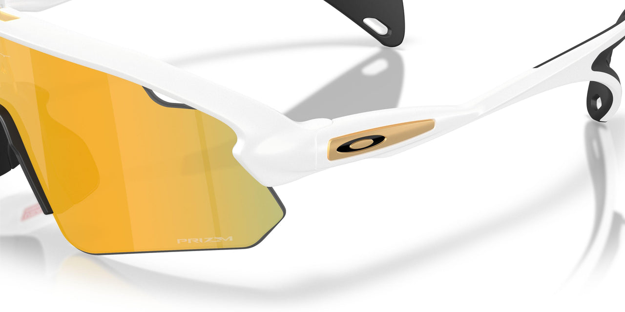 952508 - White - Prizm 24k