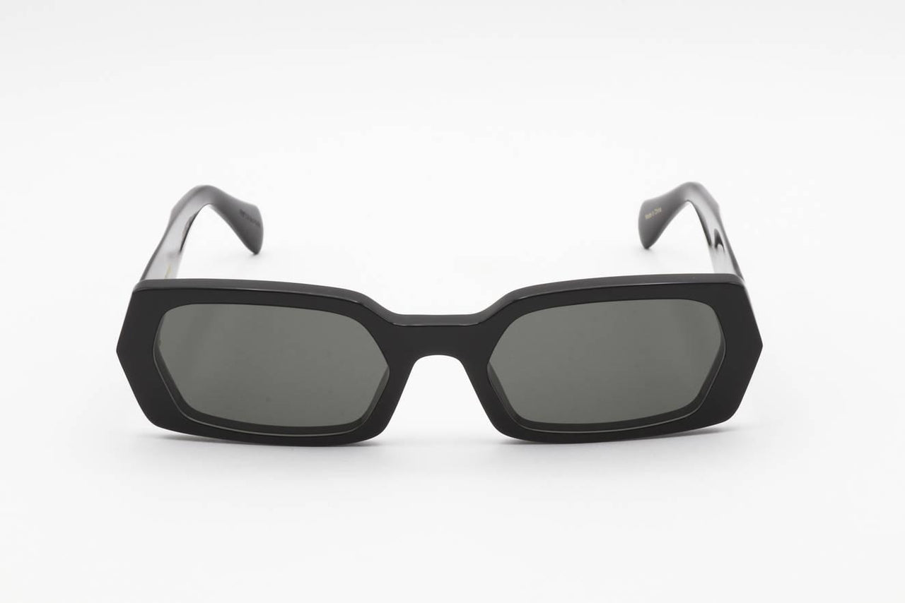 DHP - BLACK