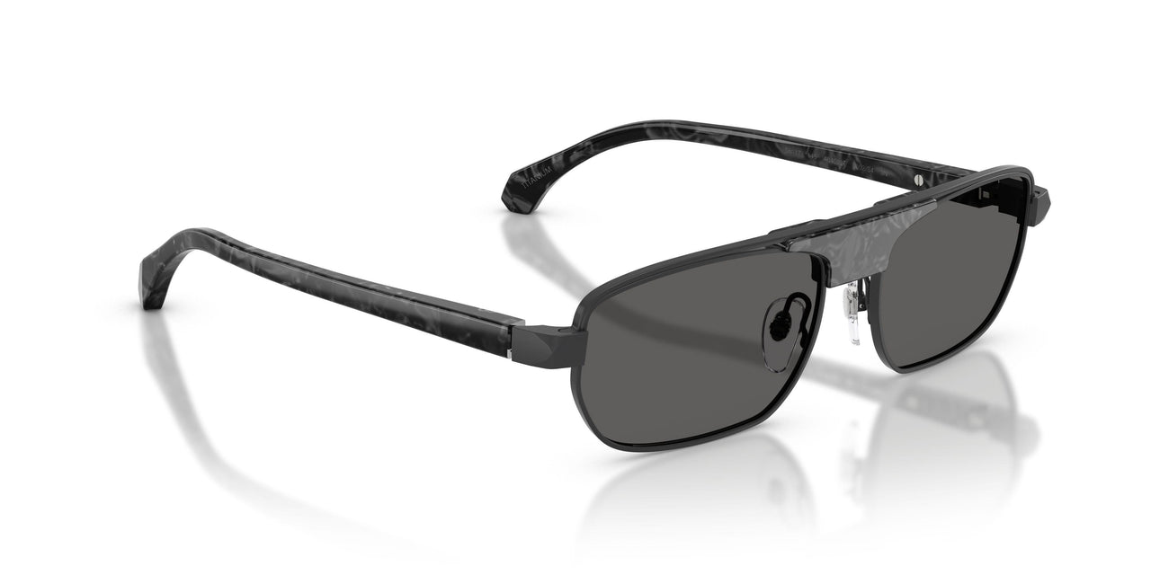 0002S4 - Black - Black