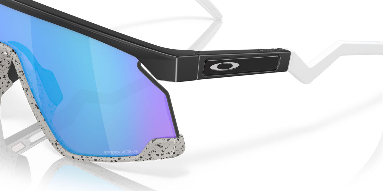 928003 - Black - Prizm Sapphire