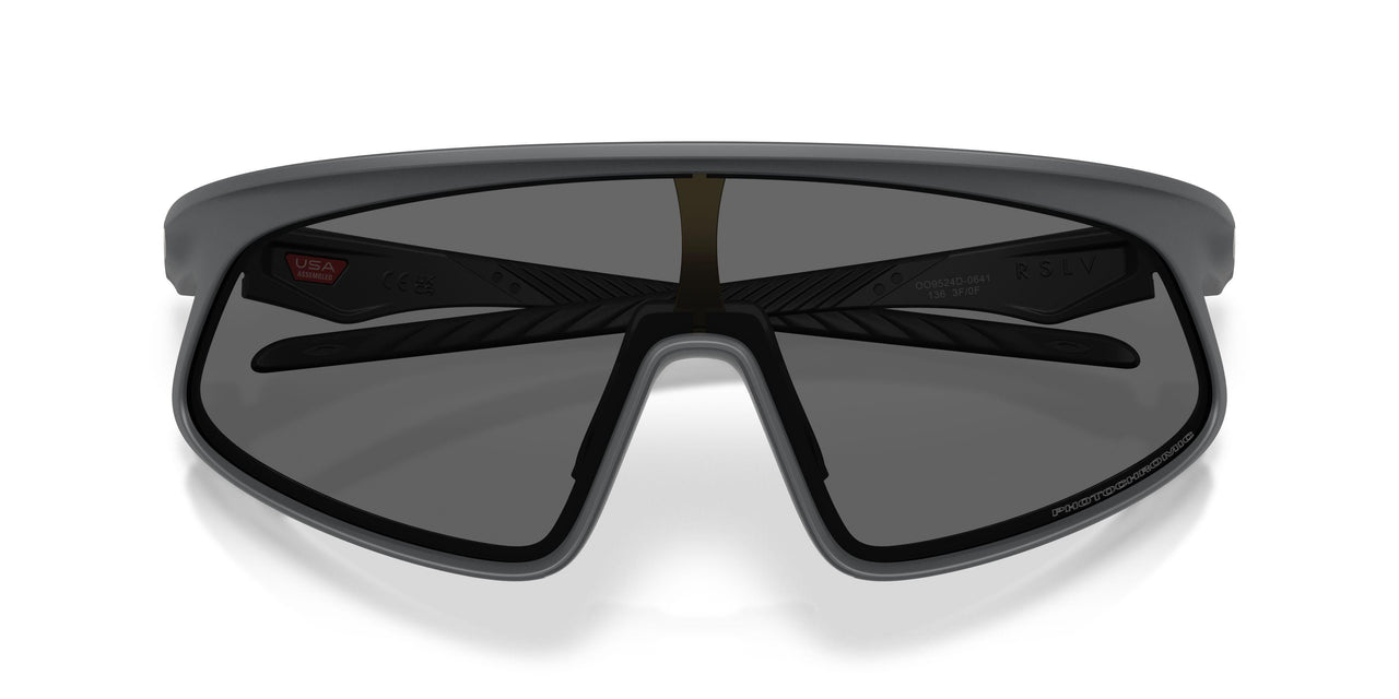 952406 - Grey - Clear To Black Iridium Photochromic
