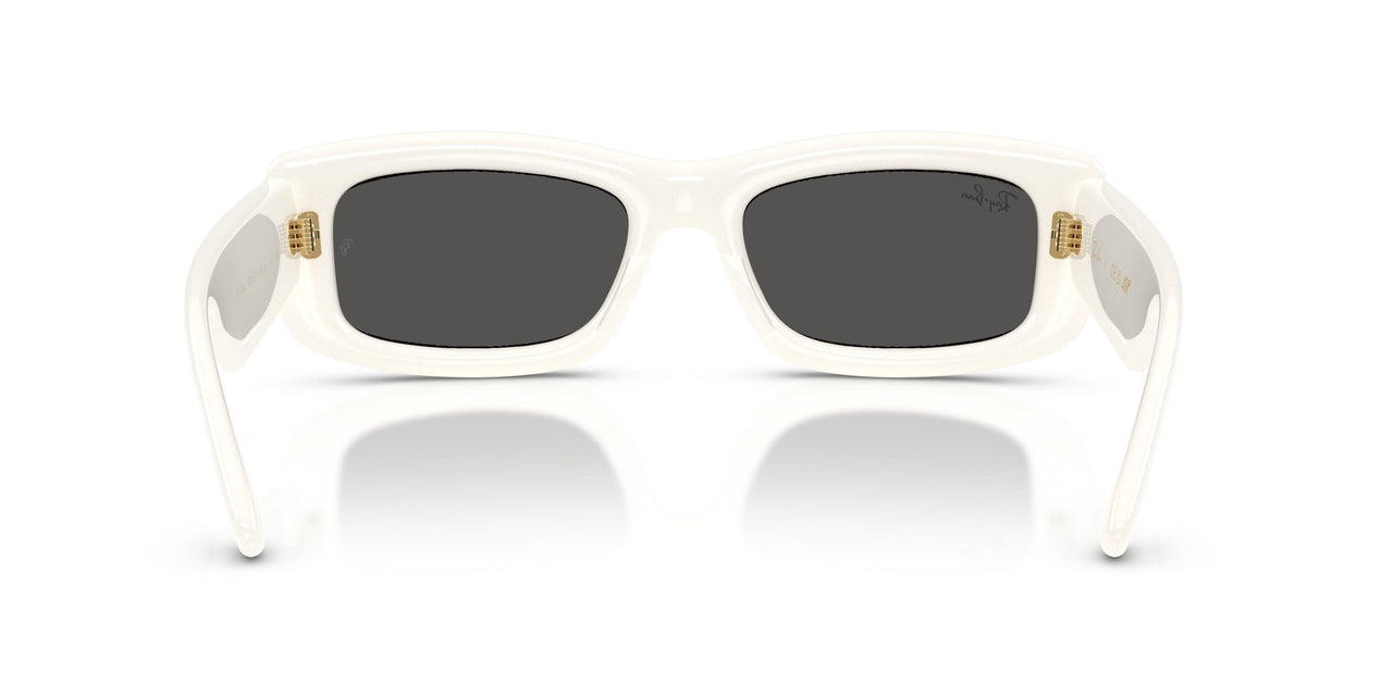 687487 - White - Ultra Black