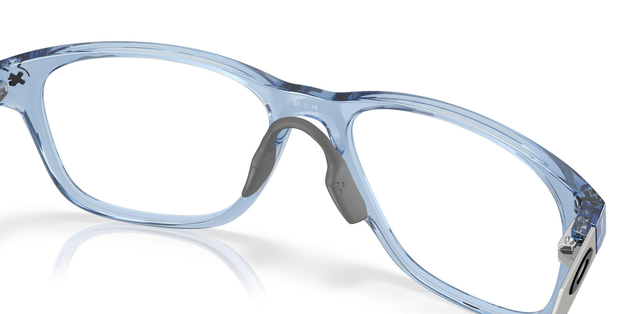 818704 - Blue