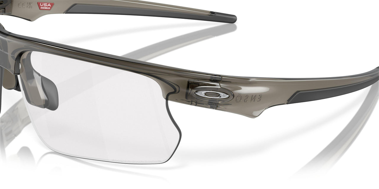 940011 - Grey - Clear To Black Iridium Photochromic