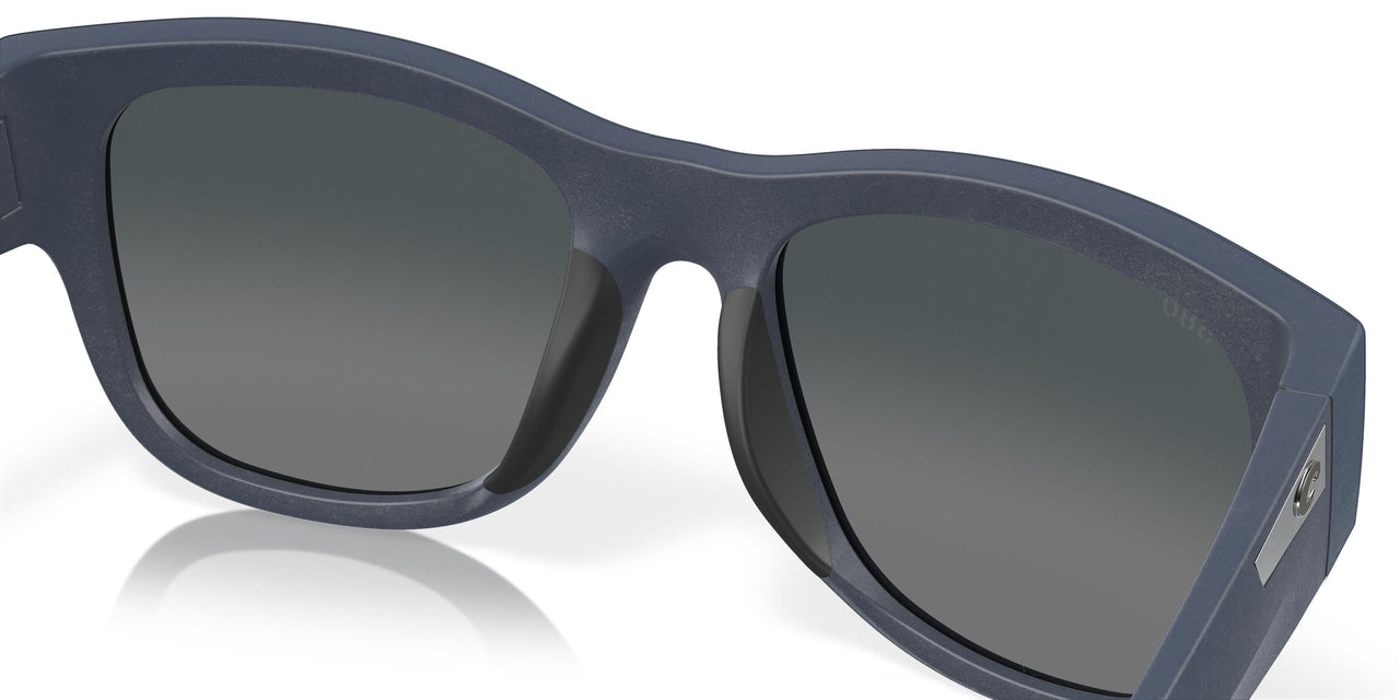 908405 - Blue - Gray Gradient