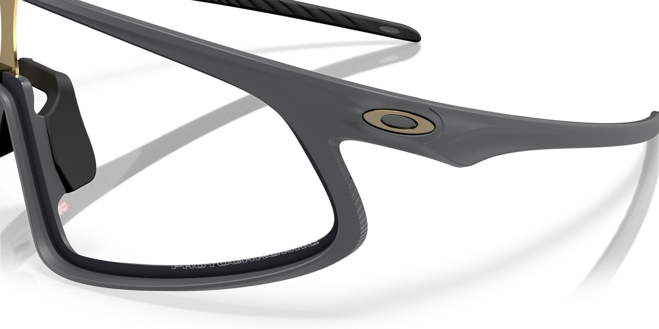 948406 - Grey - Clear To Black Iridium Photochromic