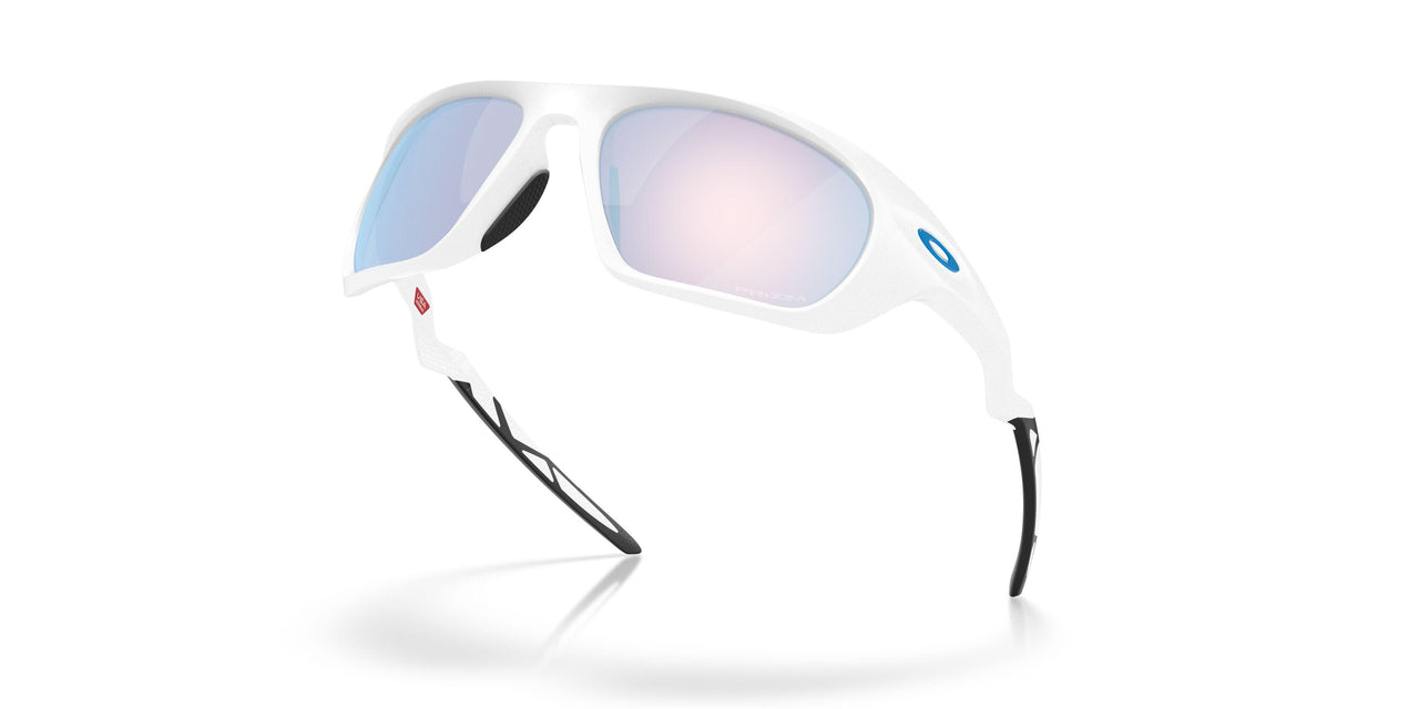 943109 - White - Prizm Snow Sapphire