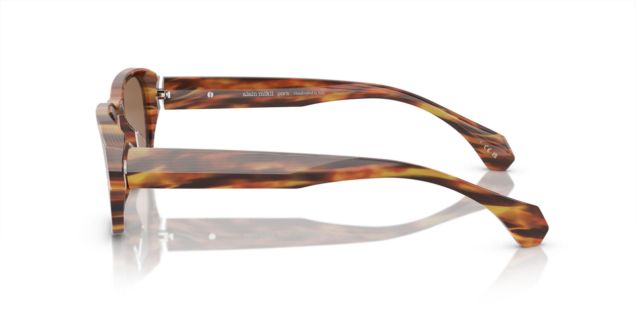 002/83 - Brown - Polar Brown