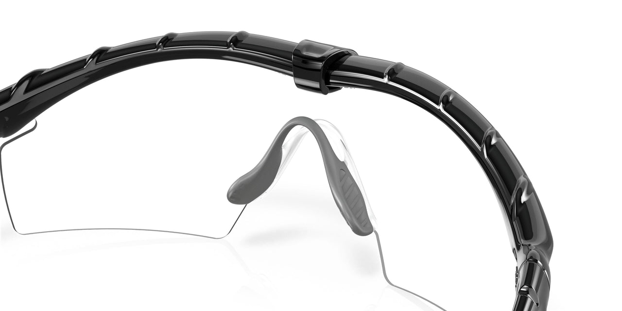 11-139 - Black - Clear