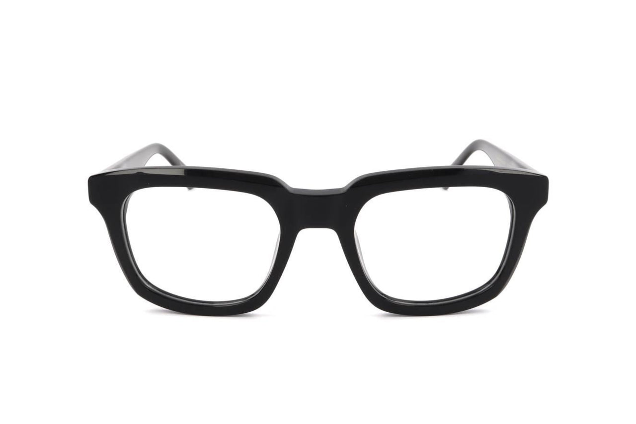 I37 - BLACK