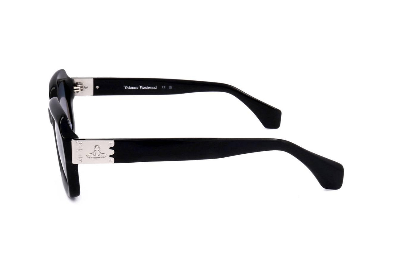 001 - GLOSS BLACK