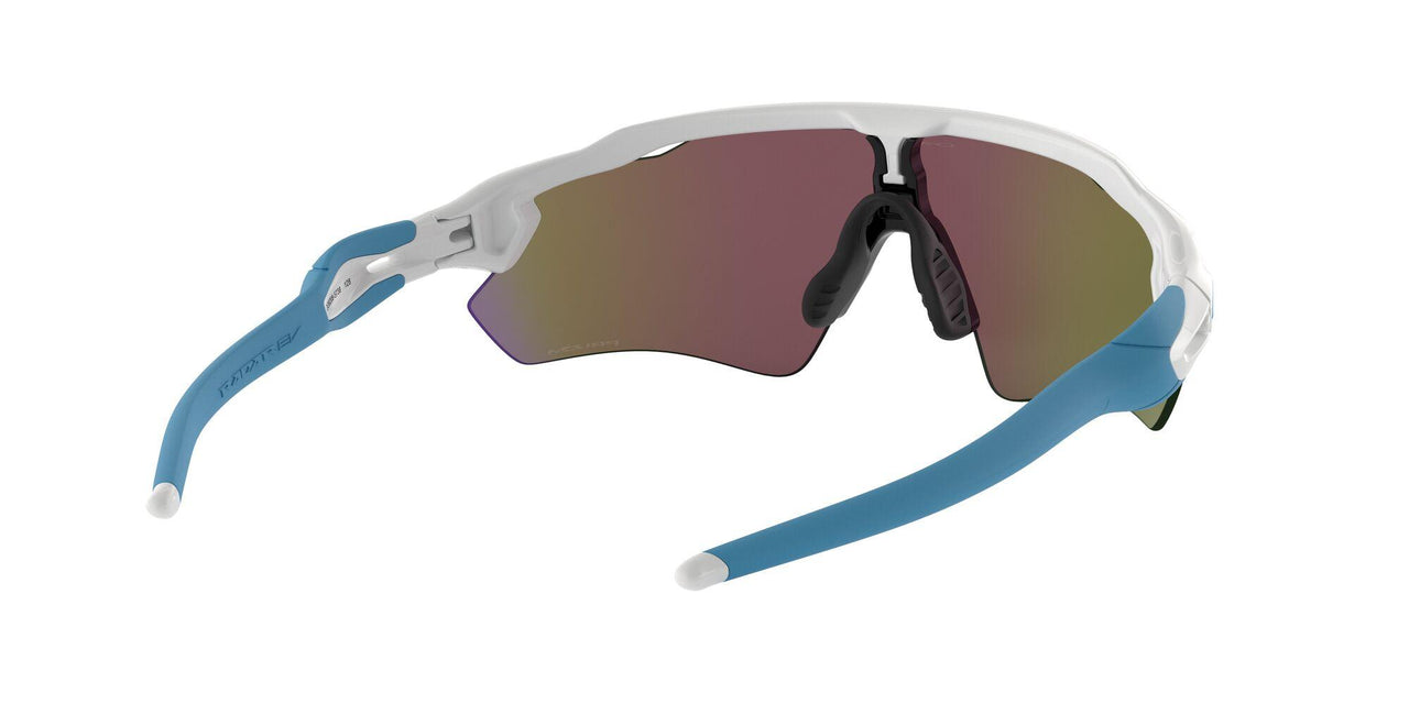 920857 - White - Prizm Sapphire