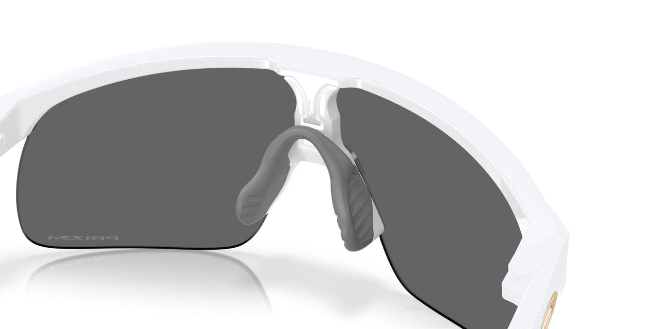 901030 - White - Prizm Black