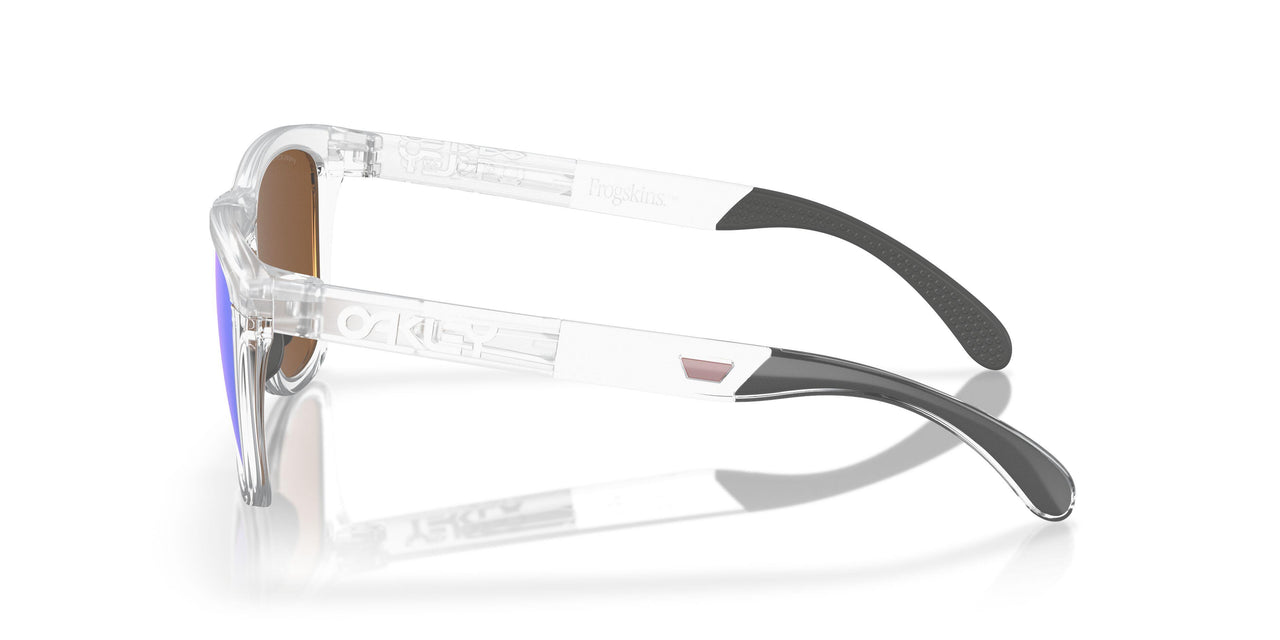 928411 - White - Prizm Violet