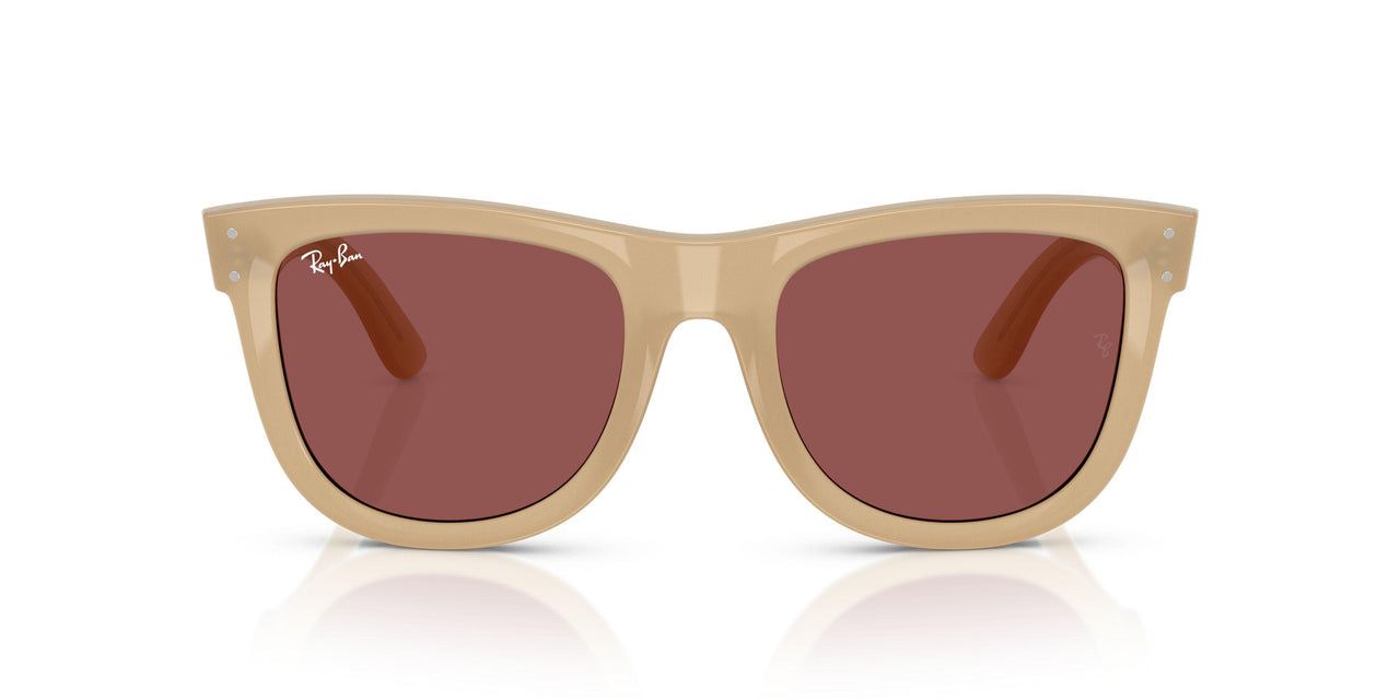 678069 - Beige - Dark Violet