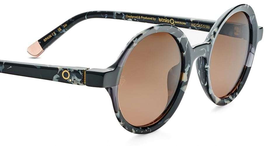 BK - Black