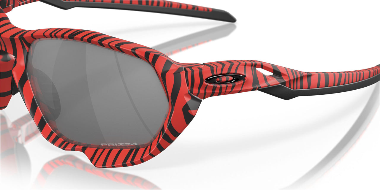 901907 - Red - Prizm Black