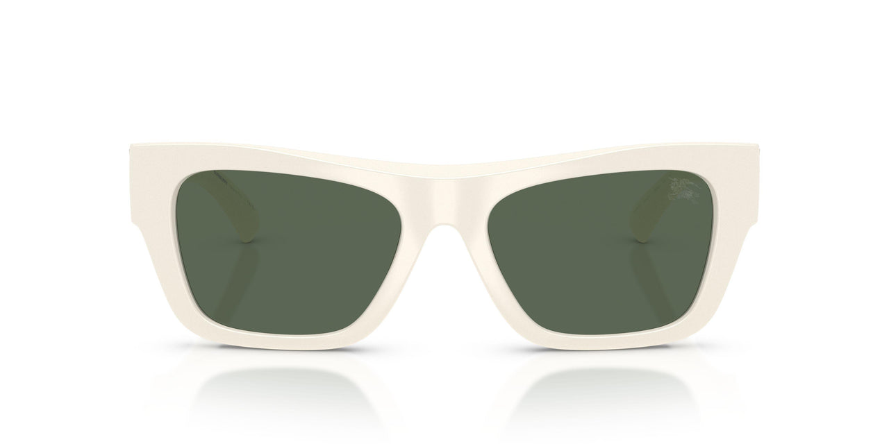 421871 - White - Dark Green