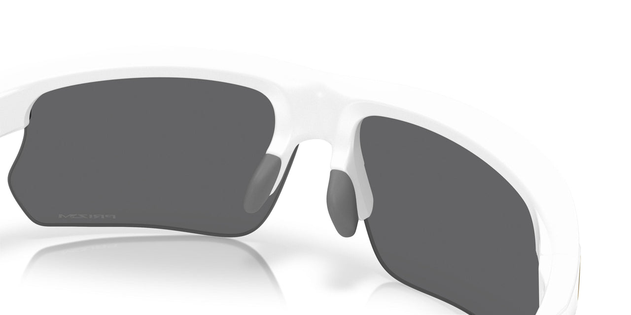 940022 - White - Prizm Black