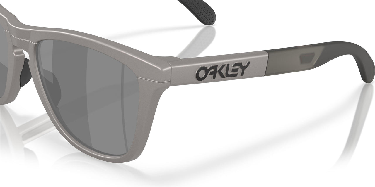 928415 - Grey - Prizm Black Polarized