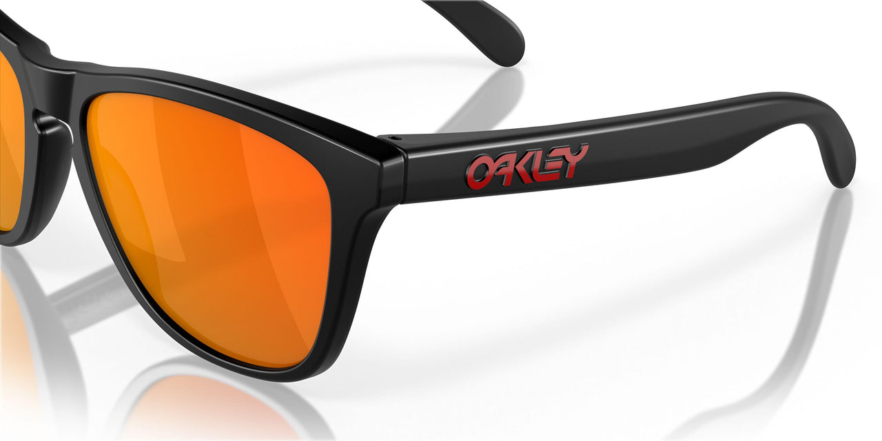 924563 - Black - Prizm Ruby