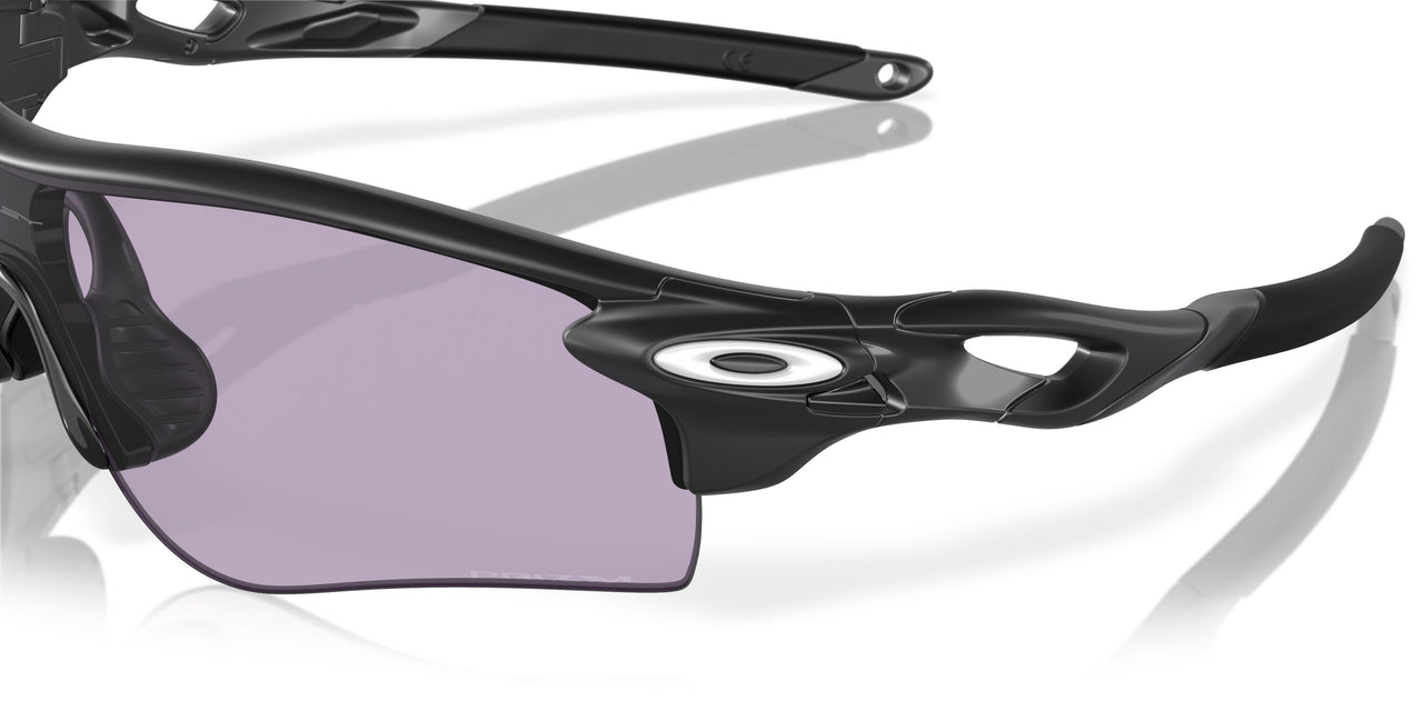 920602 - Matte White - Slate Iridium