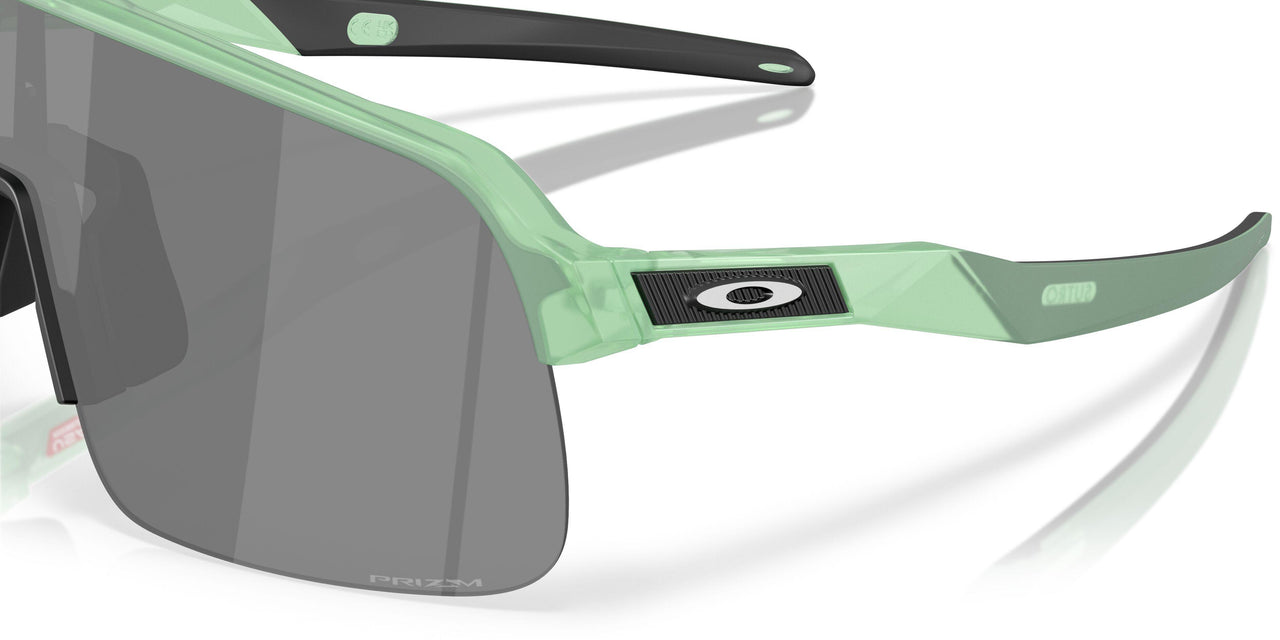 949611 - Green - Prizm Black