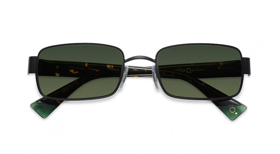 BK - Black