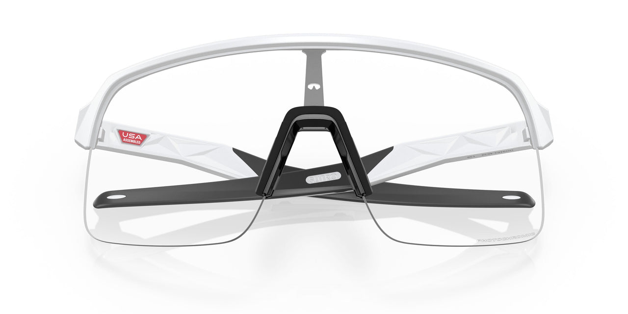 946346 - White - Clear Photochromic