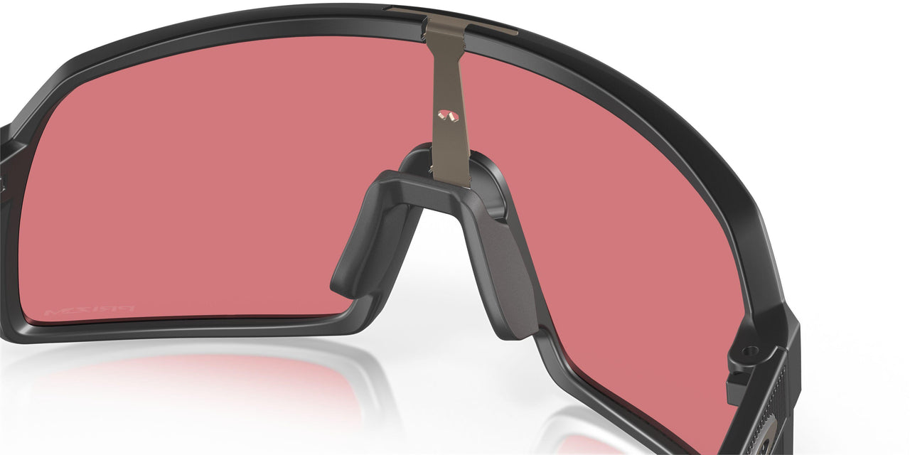 946203 - Black - Prizm Trail Torch