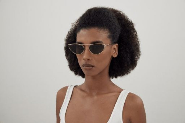 Alexander McQueen AM0424S Sunglasses display picture 1