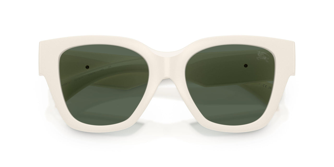 421871 - White - Dark Green