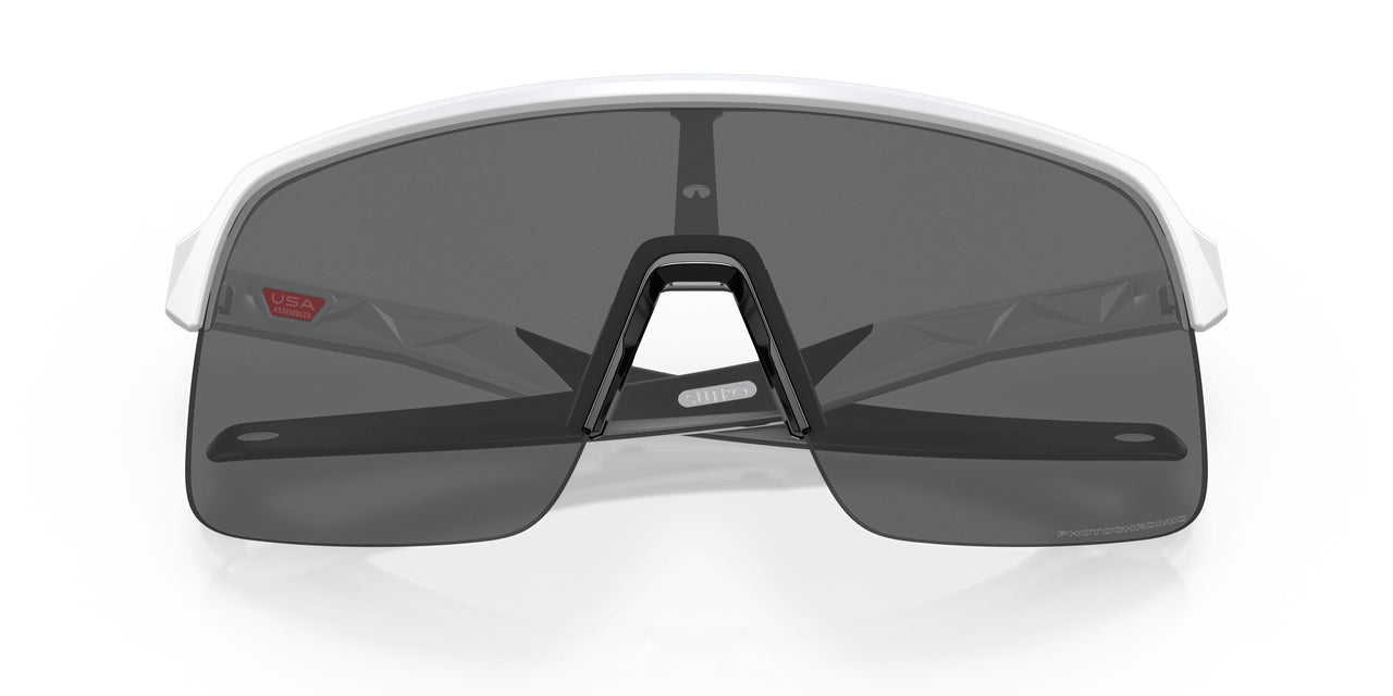 946346 - White - Clear Photochromic