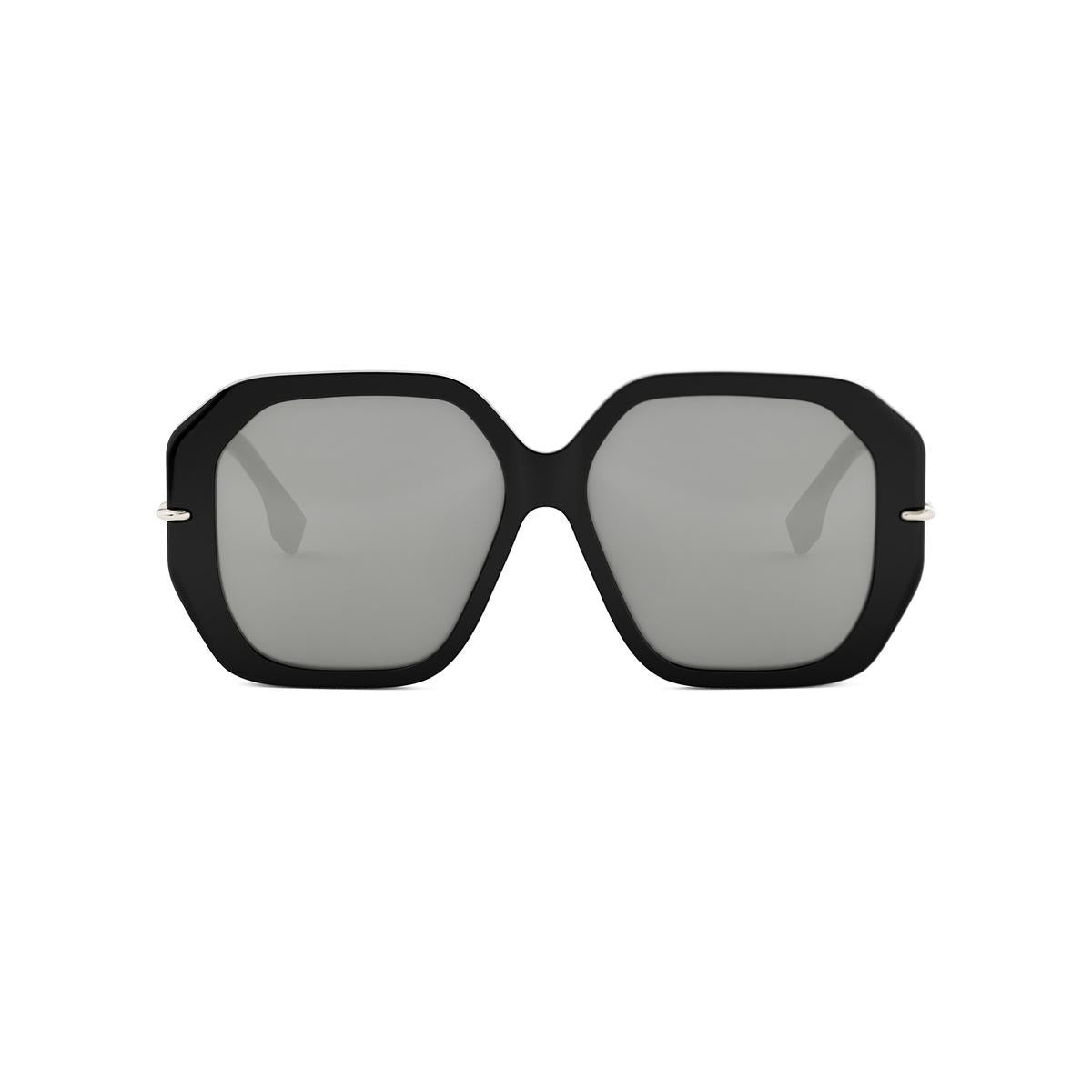 01C - Shiny Black - Smoke Mirror