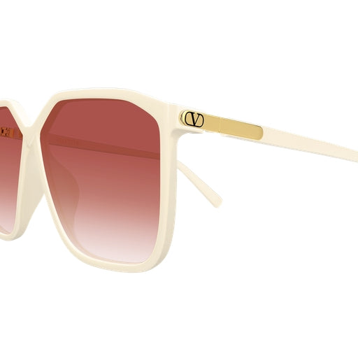 004 - Ivory - Red
