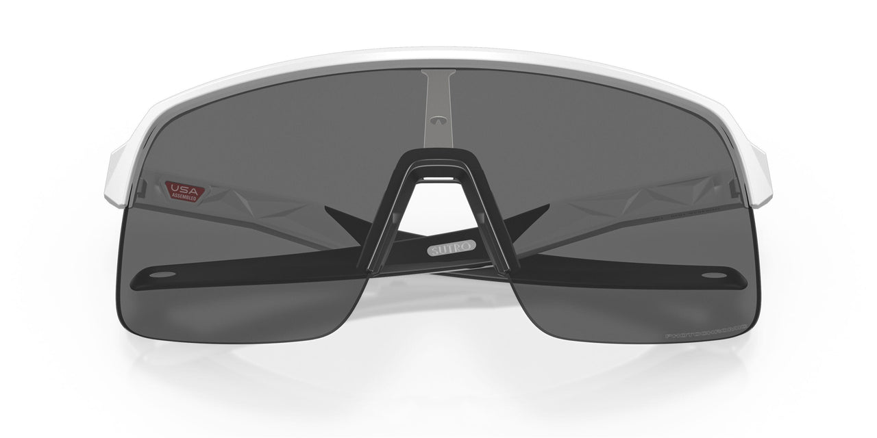 946319 - White - Clear Photochromic