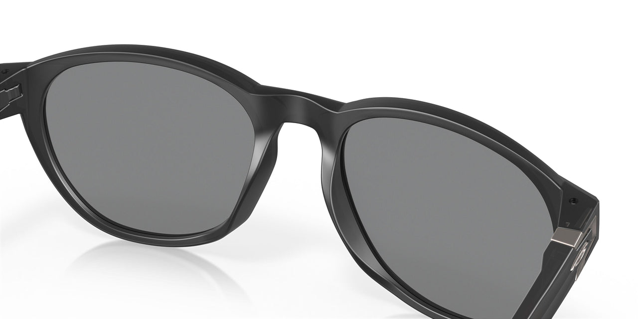 912602 - Black - Prizm Black