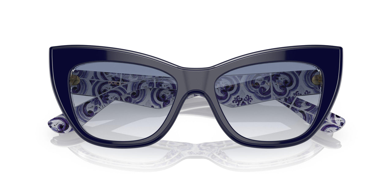 341419 - Blue - Clear Gradient Light Blue