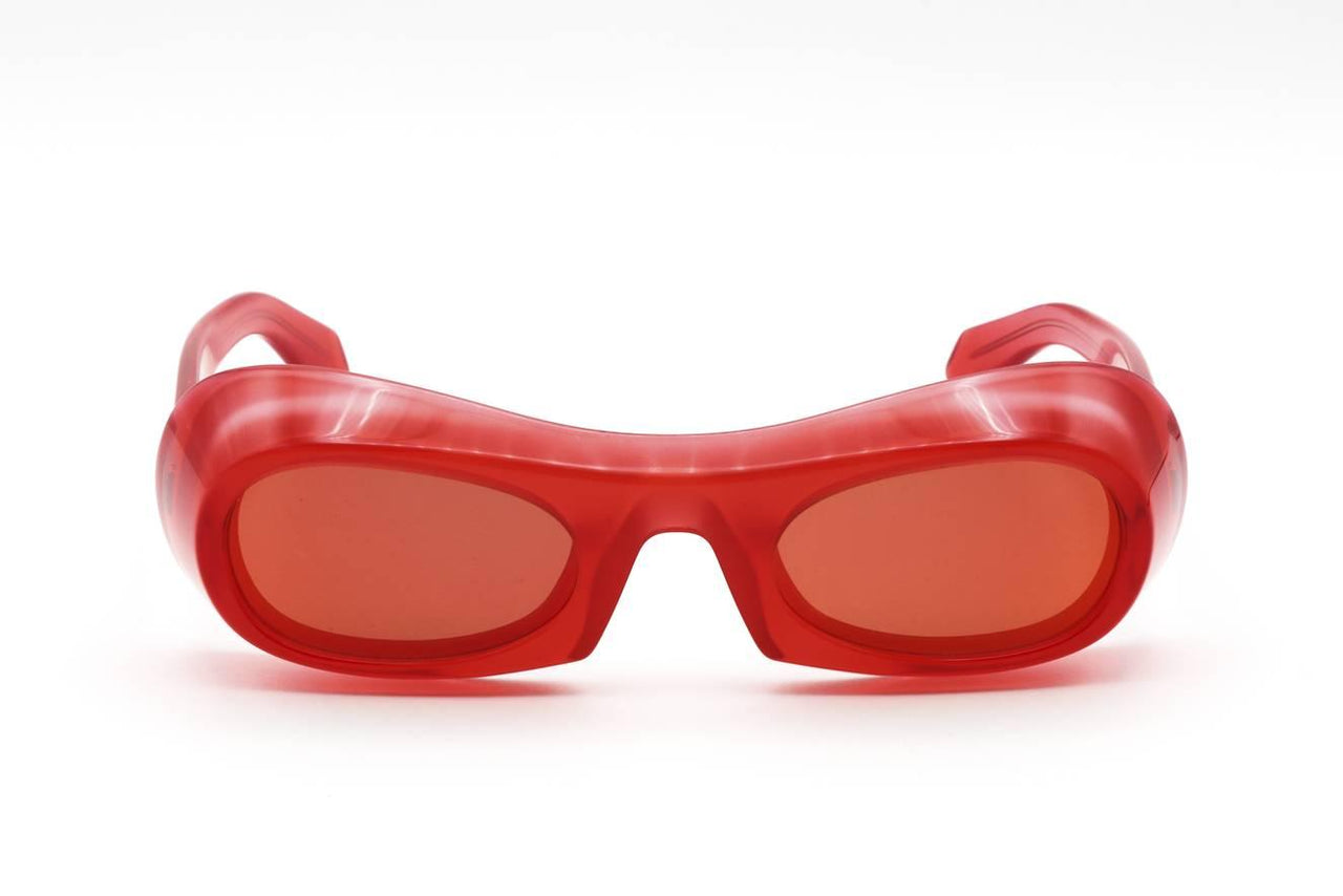 616 - TRANSPARENT RED