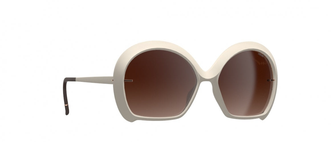8530 - Cream Powder - SLM red brown gradient