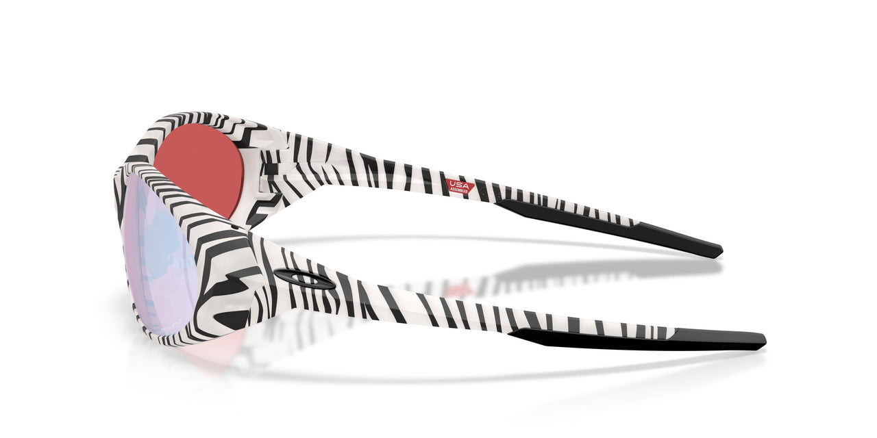 943837 - White - Prizm Snow Sapphire