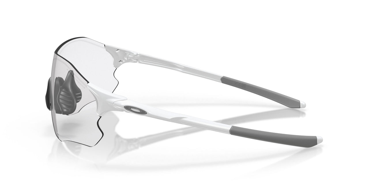 931306 - Matte White - Clear Black Photochromic