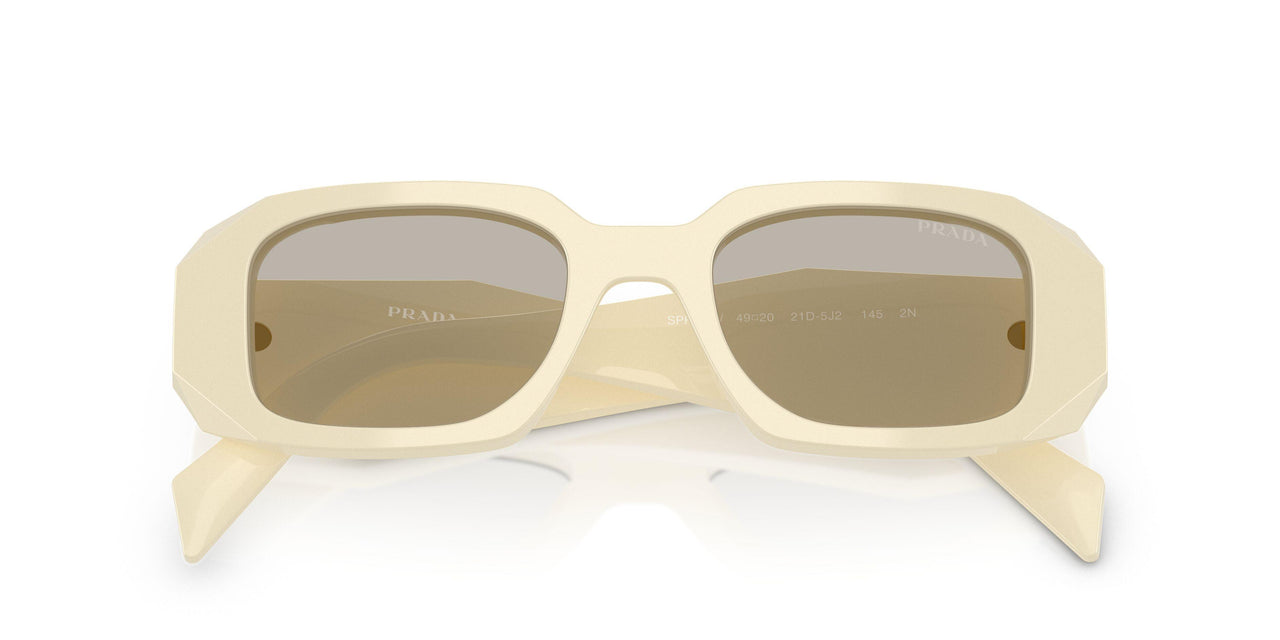 21D5J2 - White - Light Brown