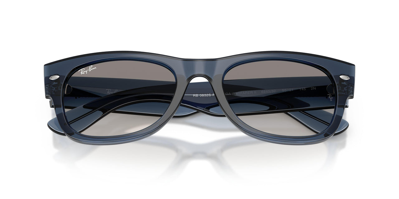 684532 - Blue - Clear Gradient Grey