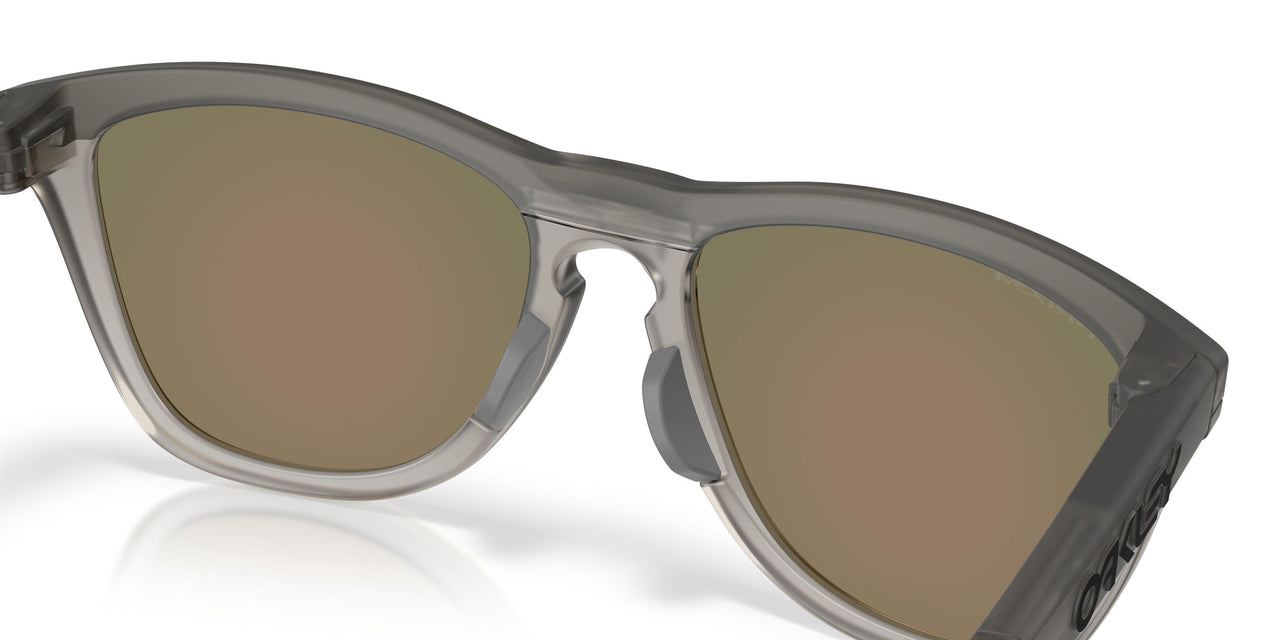 950302 - Grey - Prizm Ruby