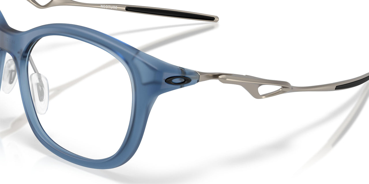 820404 - Blue