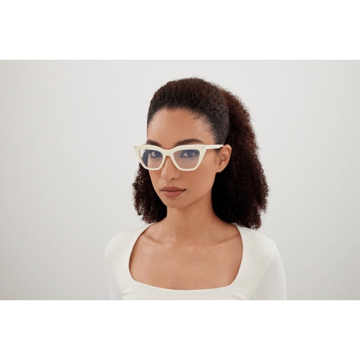 004 - Ivory - Transparent